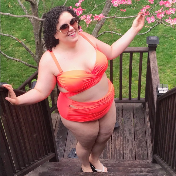 Meet your Posher, Andrea - Picture 5 of 6